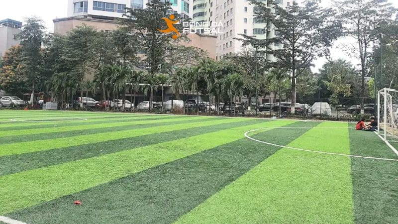 Sân bóng đá Hoàng Hoa Thám (Viglacera)