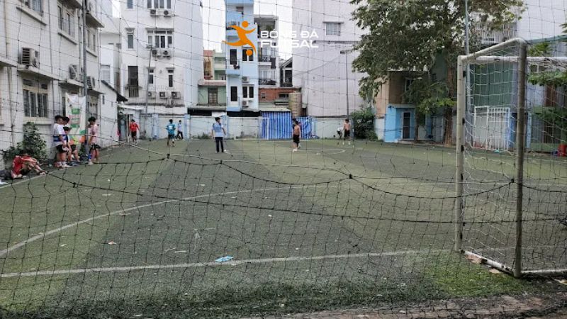 Sân bóng đá mini Trương Quyền