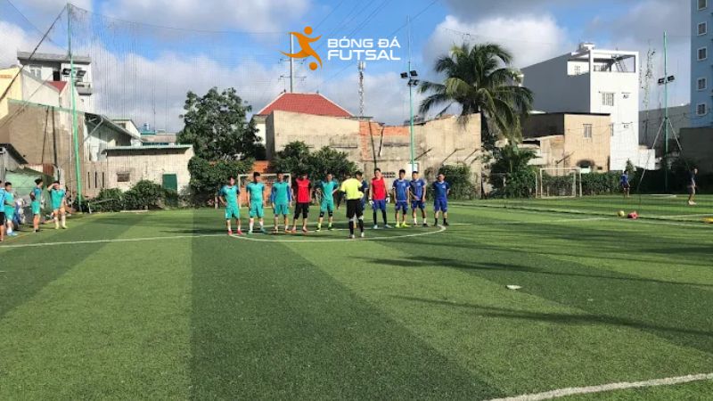 Sân bóng Gò Dưa - Giá rẻ, đông người chơi