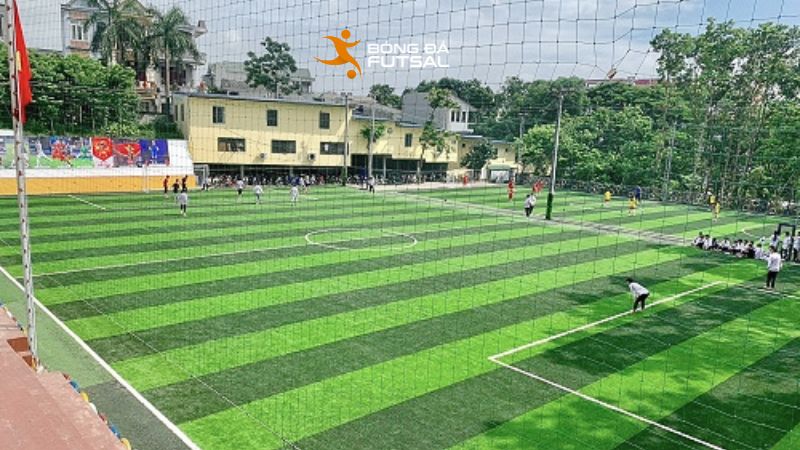 Sân bóng đá trường THCS Cần Thạnh