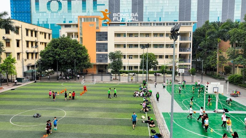 Sân bóng đá Trường THPT Thực Nghiệm Liễu Giai