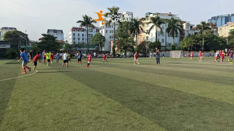 Sân bóng đá Đại học Y Hà Nội