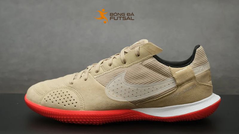 Giày Nike Street Gato – Thời trang kết hợp thi đấu