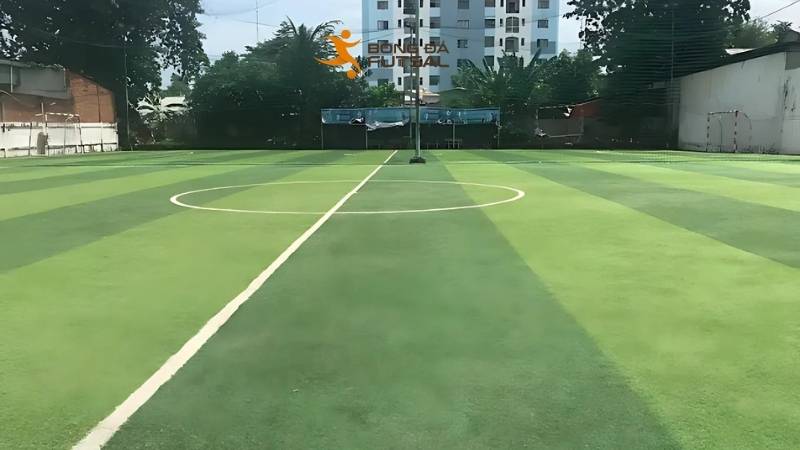 Trải nghiệm chơi bóng mượt mà, an toàn và đầy hứng khởi tại sân bóng đá Bình Thạnh - Quyền