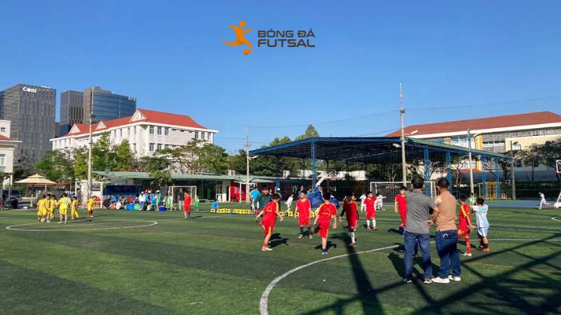 Sân D7 SP là sân bóng đá quận 7 Sài Gòn hiện đại, 3 sân 11 người